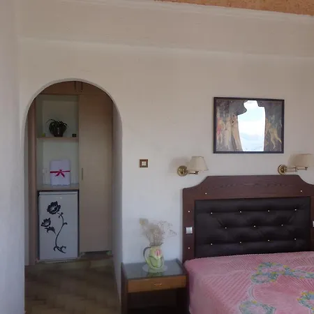 Hotel Angela Agia Marina (Aegina)
