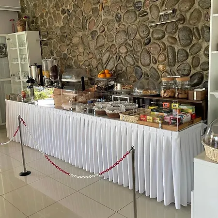 Angela Hotel