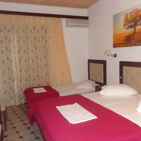 Angela Hotel 2*