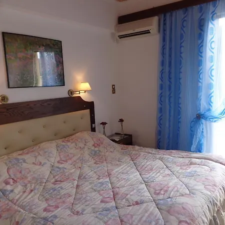 Angela Hotel Agia Marina (Aegina)