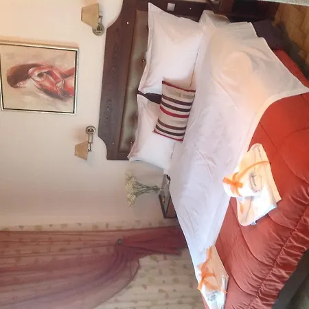 Hotel Angela 2*