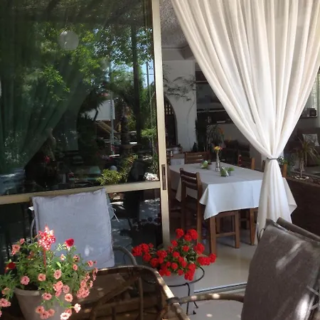 Angela Hotel